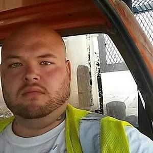 Meet your Posher, Dustin